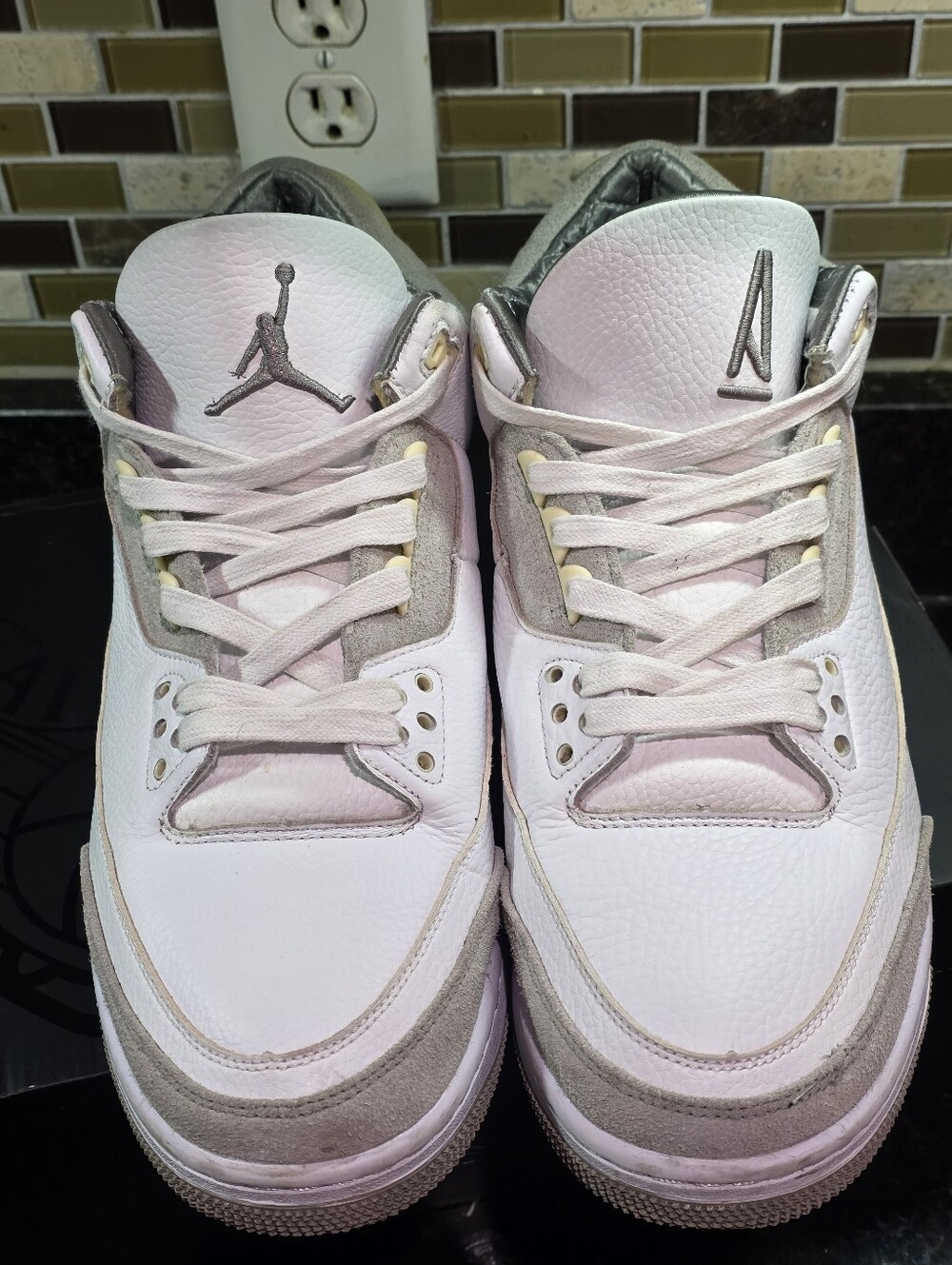Jordan 3 Retro SP ♤ A Ma Maniere / Raised By Women ♤ DH3434-110 ♤ Mens 13 ♤ RARE - Picture 2 of 7